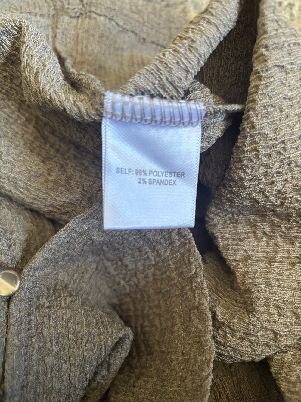 Sleeveless Textured Button-Front Top - Picture 3 of 3